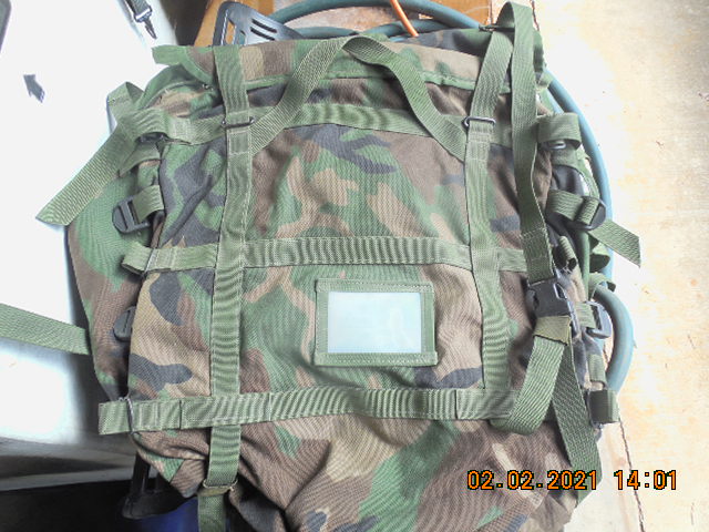 Details about   Lot of 10 NEW Woodland Camo MOLLE Radio Utility Pack Pouch USGI Army Military 