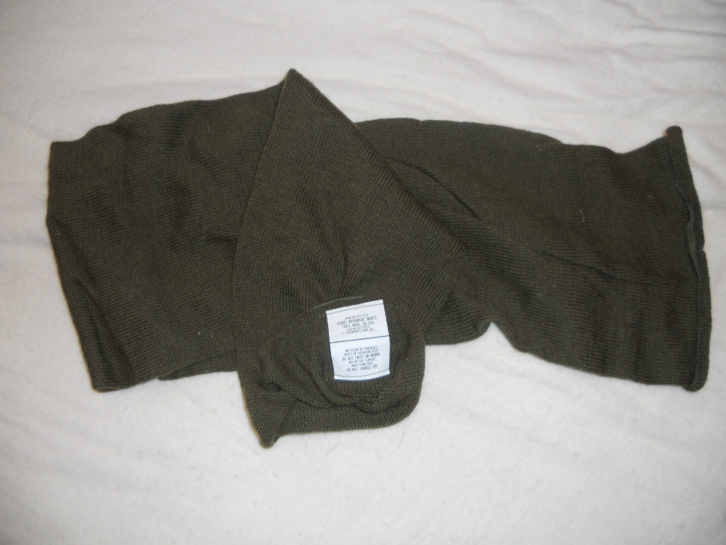 Genuine US Military Issue Scarf, Neck Warm. Men’s, 100% Wool | B and M ...